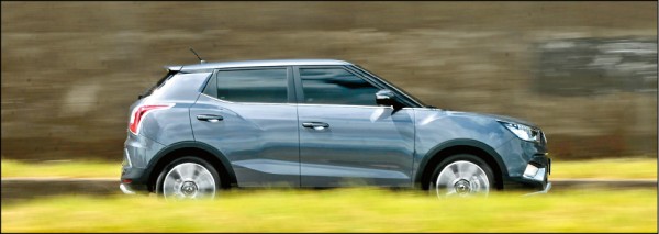 本車加速反應輕快流暢，底盤回饋堪稱柔韌穩健，行車動態表現中規中矩，應可滿足一般消費者日常代步的需求。