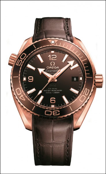 OMEGA海馬Planet Ocean 600M腕錶，660,700元。（OMEGA提供）
