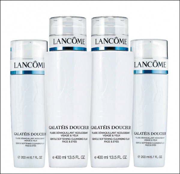SOGO復興館11月11日限日限量推出LANCOME極淨清柔卸妝組，價值5,850元，特價3,049元（限量300組）。