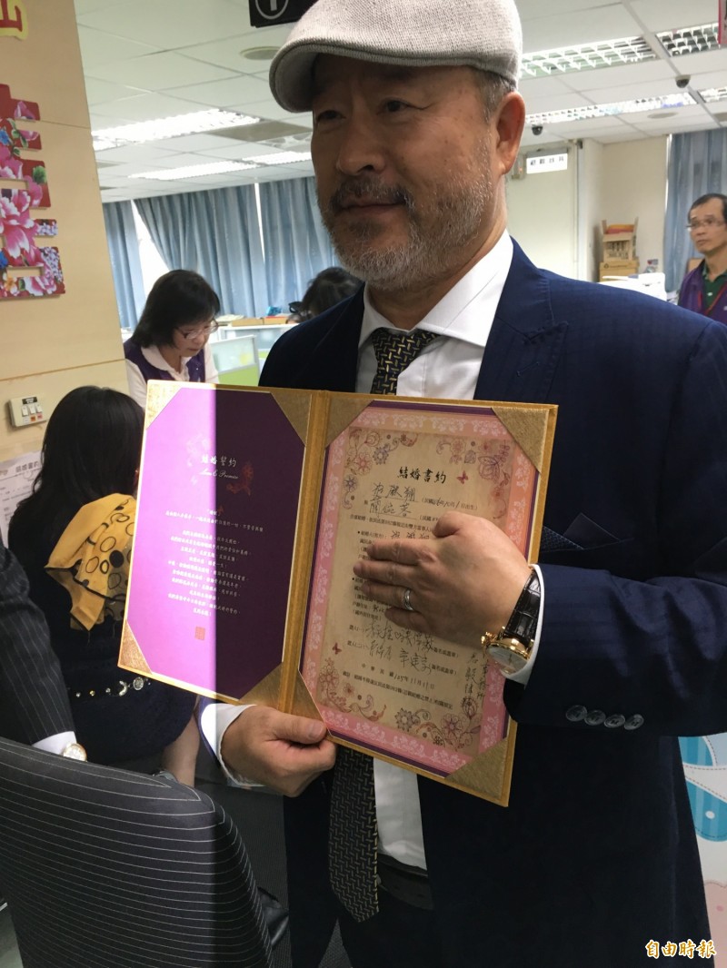 班鐵翔登記完畢。（記者鍾智凱攝）