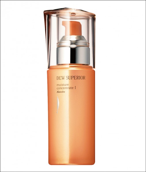 佳麗寶DEW SUPERIOR潤活精純乳（水潤型I／滋潤型II）75ml／2,950元。