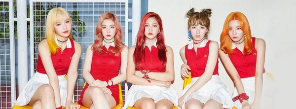 Red Velvet以「Dumb Dumb」、「Russian Roulette」入選考前禁止曲。(取自官方粉絲專頁) Red Velvet以「Dumb Dumb」、「Russian Roulette」入選考前禁止曲。(取自官方粉絲專頁)