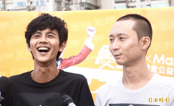 浩角翔起今年雖然只接下10場尾牙,但也進帳400萬元。(資料照,記者胡舜翔攝) 浩角翔起今年雖然只接下10場尾牙,但也進帳400萬元。(資料照,記者胡舜翔攝)