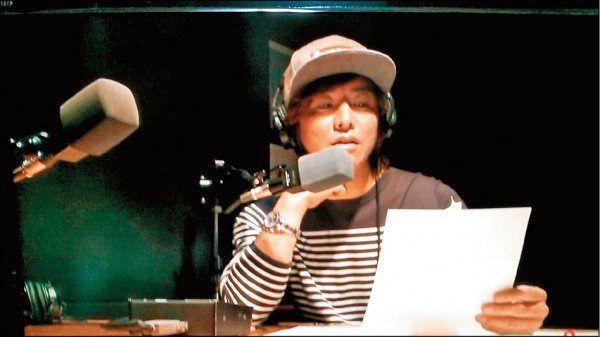 木村拓哉在廣播節目中「謝謝SMAP」，逼哭不少粉絲。