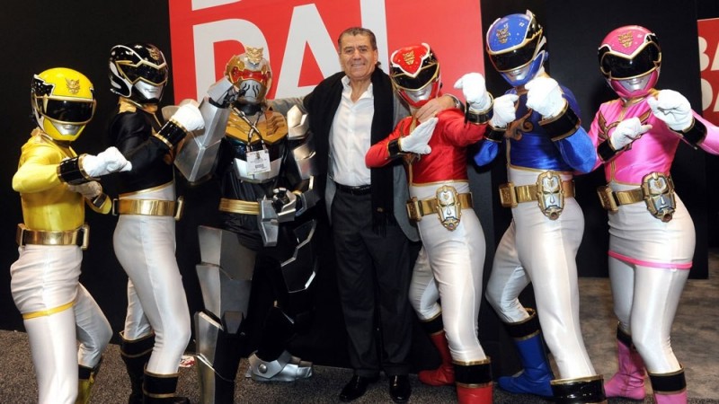 海姆薩班（中）當年積極想兜售不被好萊塢業界人士看好的《金剛戰士》版權，甚至還被認為是瘋子。（翻攝自The Unz Review）