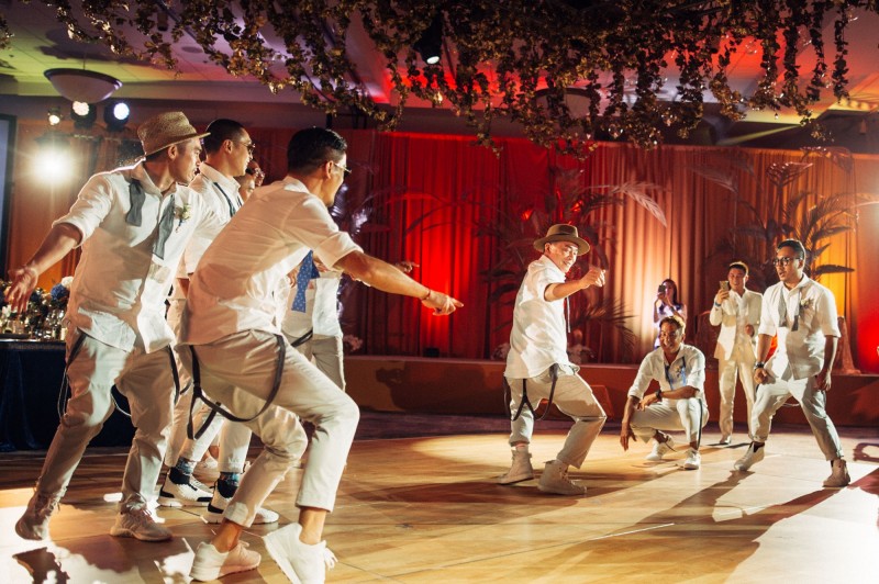 安以軒在夏威夷白天舉辦完婚禮，晚上的晚宴熱鬧非凡。（安以軒工作室提供）