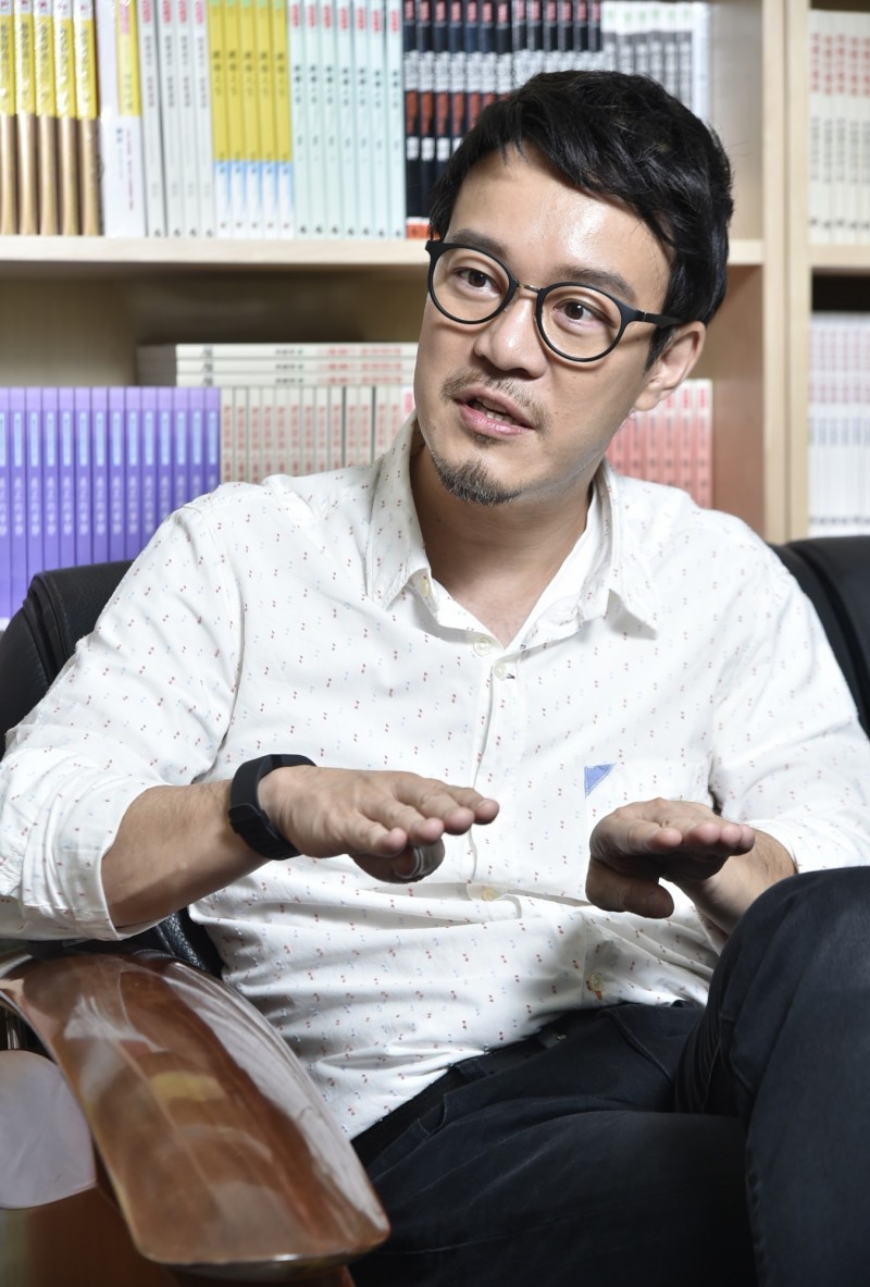 (專訪)劉軒神童封號崩壞 拒吞藥爬出憂鬱逆境 - 自由娛樂