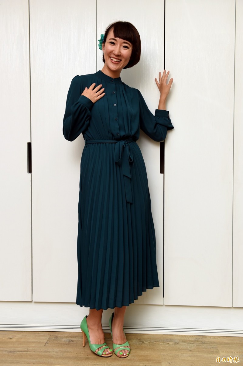 美 魔女 av 女優