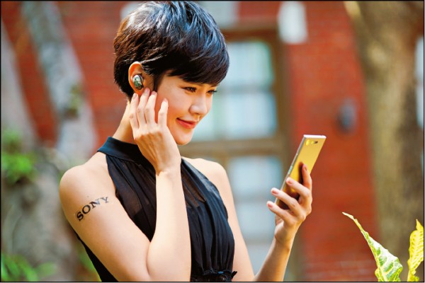 下半年的真無線耳機市場持續火熱，Sony、BOSE、Bang & Olufsen等也紛紛跟上熱潮。