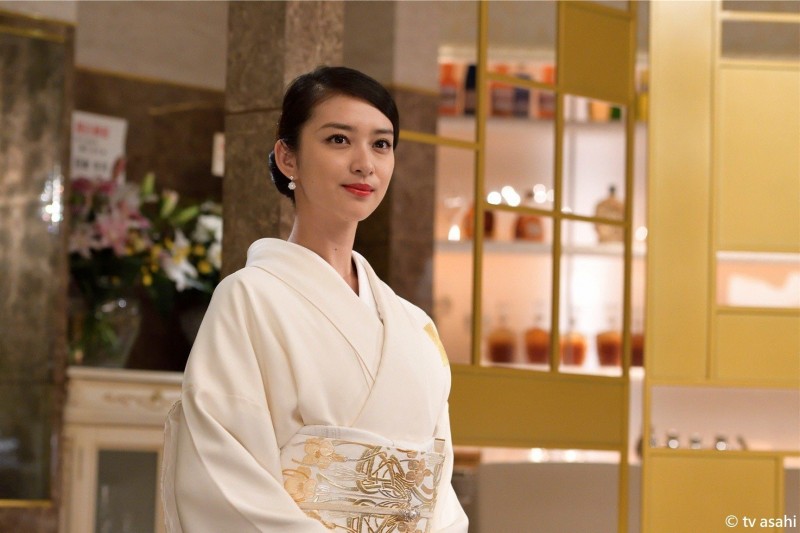 武井咲拍戲為母則強孕肚每天緊箍不喊苦 自由娛樂