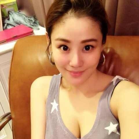 李進良的緋聞女友田欣(圖)任李進良中國診所執行長。(翻攝臉書) 李進良的緋聞女友田欣(圖)任李進良中國診所執行長。(翻攝臉書)