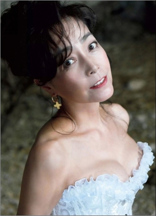 柏原芳惠傳出為照顧高齡男友，特地減少工作量。（翻攝自網路）