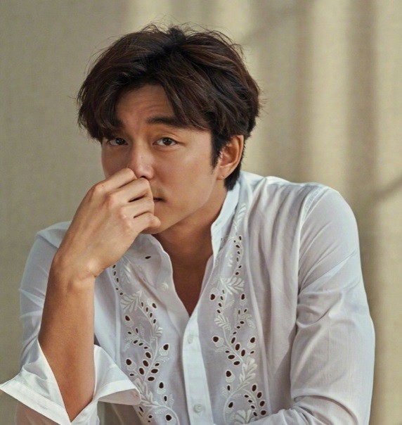 孔劉登上時尚雜誌封面。（Managemnet Soop提供）