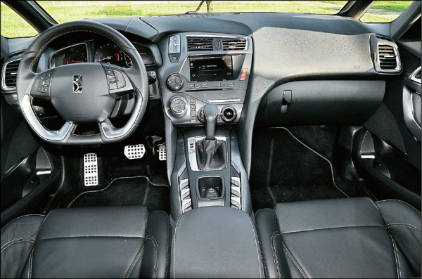 【流行消費】跳脫傳統框架的個性跑旅-2 - 自由娛樂