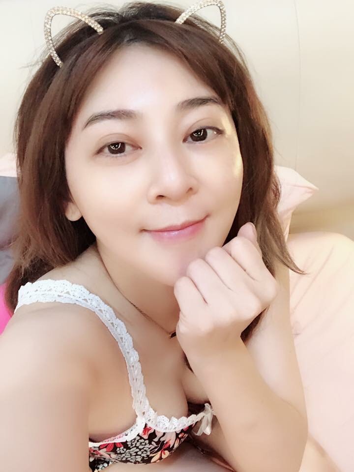 王彩樺罕見po照放閃。（翻攝自臉書）