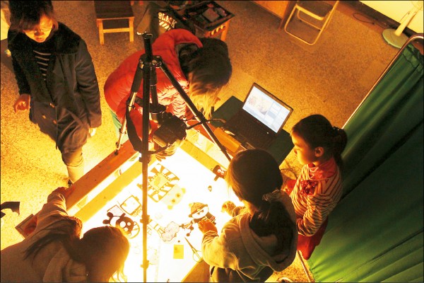 《糖果工廠的秘密》運用動畫方式呈現台灣在地環境議題。（公視提供）