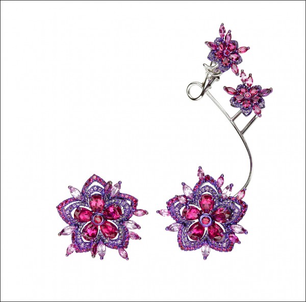 Chopard Red Carpet系列18K白金鑲紅碧璽、粉紅剛玉與紅寶石，2,500,000元。