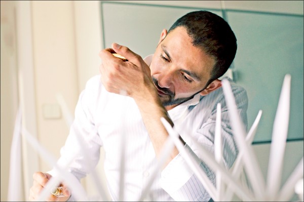 Francis Kurkdjian日前二度來台為自創香水品牌MFK宣傳。