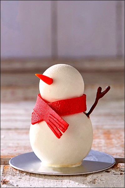 台北美福大飯店─Moment café& bakery雪人，250元。