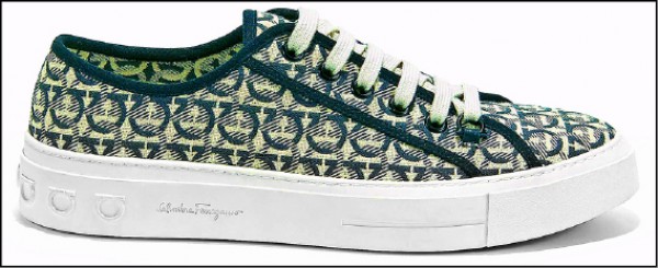 男女皆宜的Ferragamo Gancini Monogram休閒鞋，23,500元。