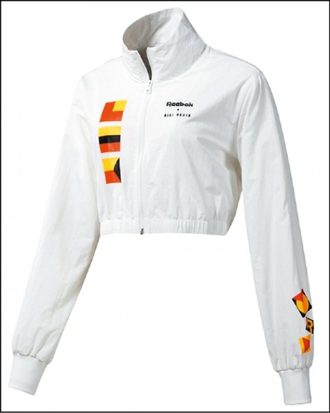 REEBOK × GIGI HADID短版運動外套，2,480元。