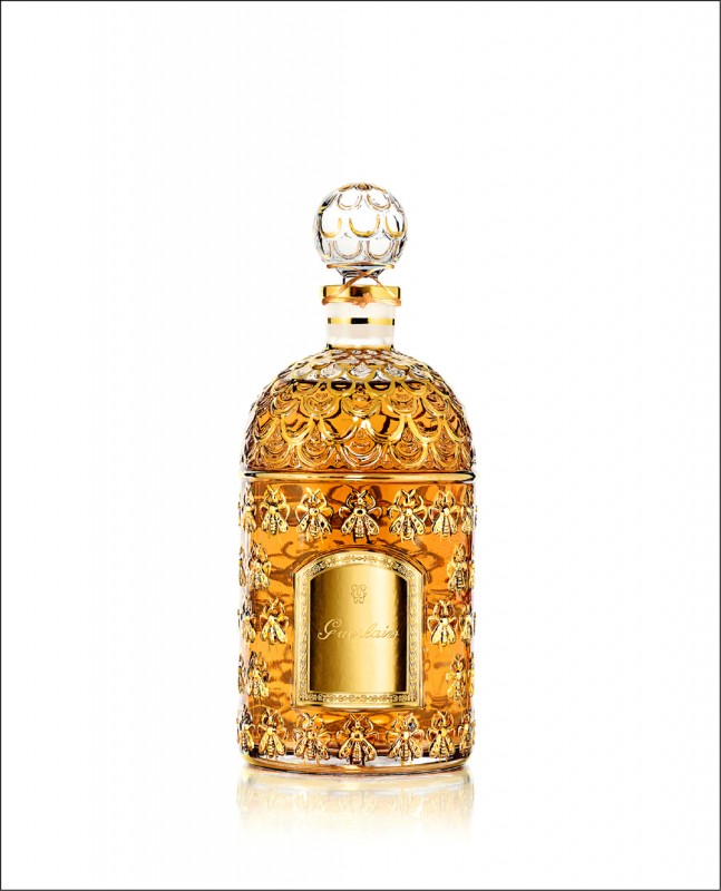Mon Guerlain我的印記玫瑰淡香水─金箔蜂姿琉金典藏版，台灣限量60組，250ml／25,000元。