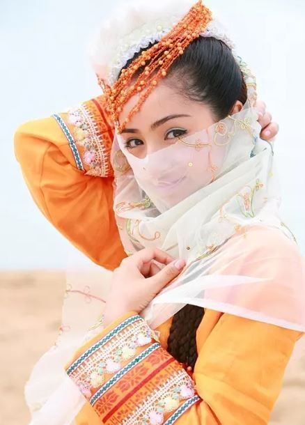 麥迪娜飾演香妃走紅。(翻攝自麥迪娜微博)