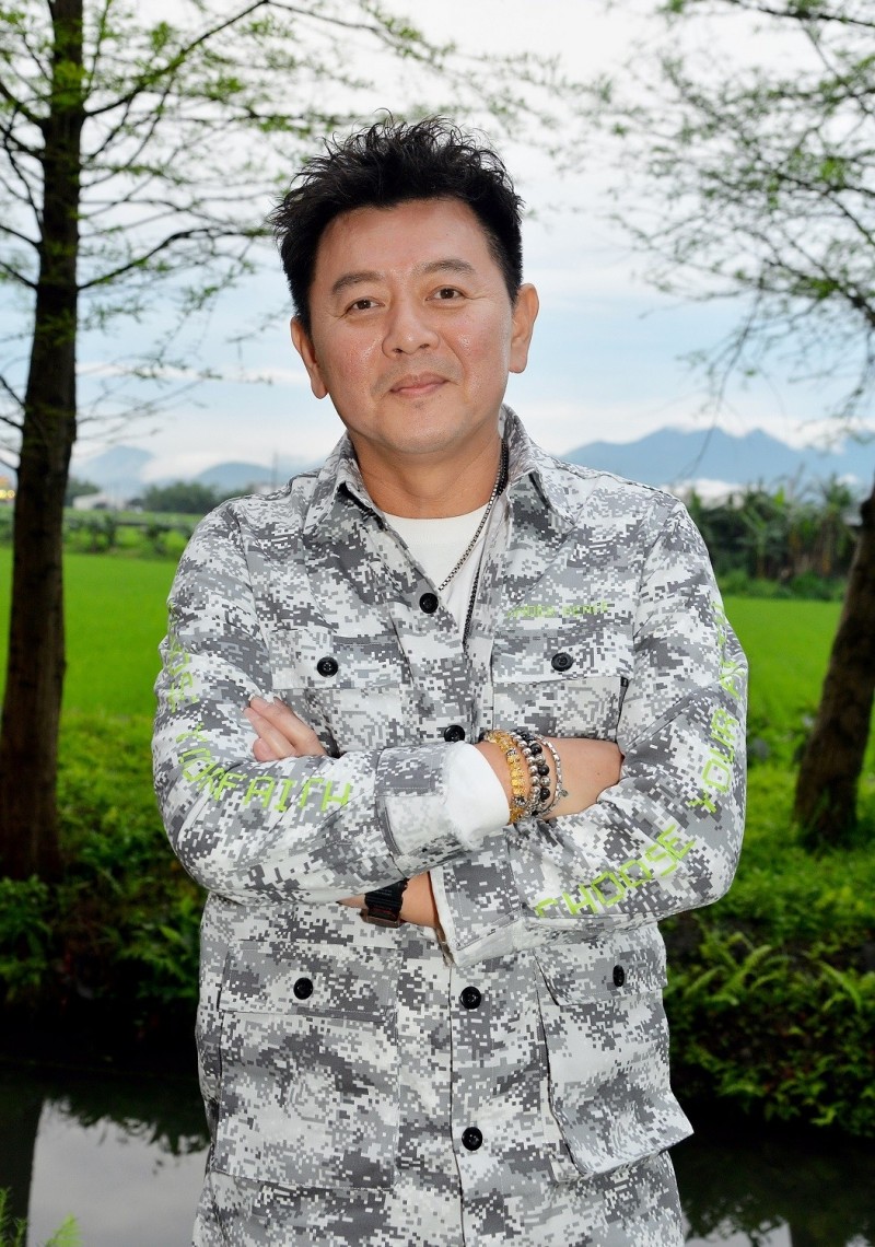 《旅行應援團》改版拚搏！85公斤庹宗康攜肥肚出操 - 自由娛樂