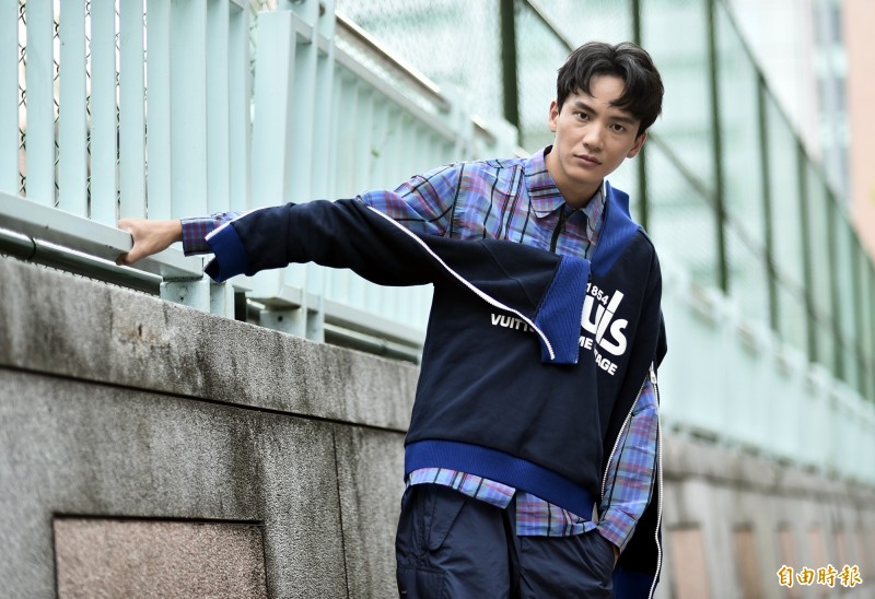 《噬罪者》拍完後，曹晏豪樂得向渣男角色說掰掰。（記者陳奕全攝）