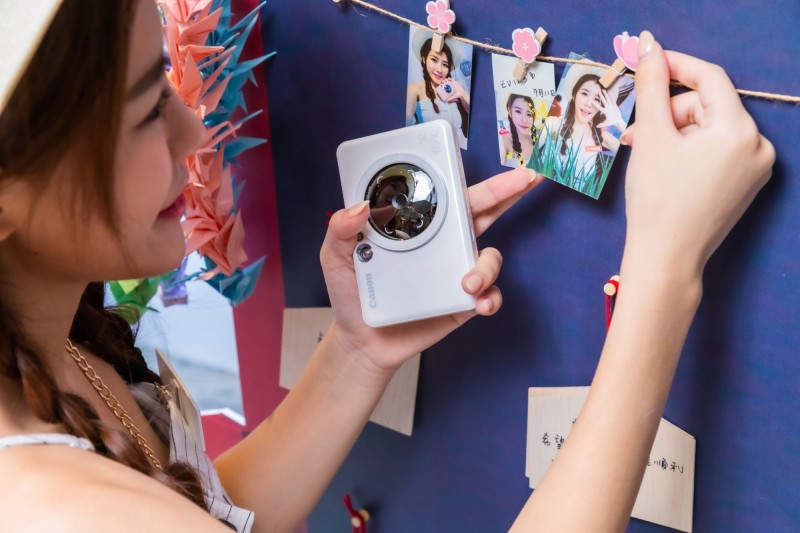 iNSPiC按下快門之後,就能立刻印出照片。(業者提供)