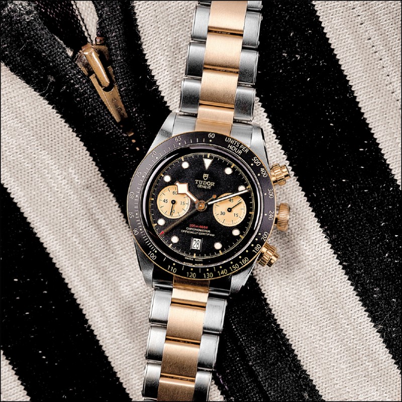 帝舵Black Bay Chrono S&G腕錶，搭載由百年靈01計時機芯演進而來的機芯MT5813。圖為黃金鋼錶帶款，217,000元。