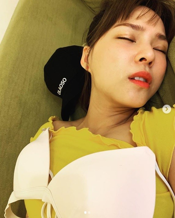 熊熊熟睡被偷拍。（翻攝自Instagram）