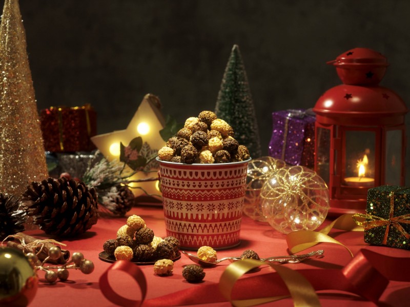 Magi Planet星球工坊紅烏龍煉乳爆米花，一上市就創下好口碑。（星球工坊提供）