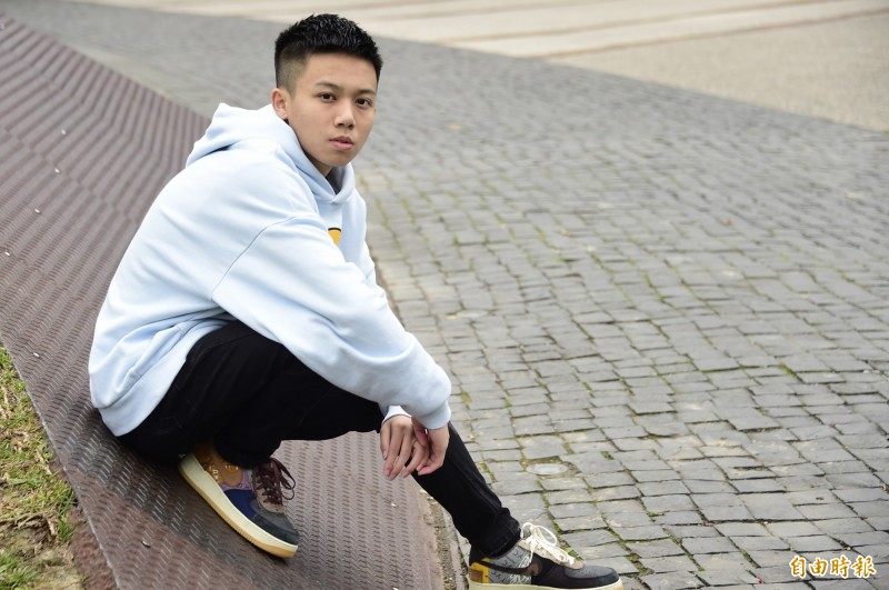 （專訪）17歲新秀8lak創神曲 高爾宣當老師籲「保持善良」 - 自由娛樂
