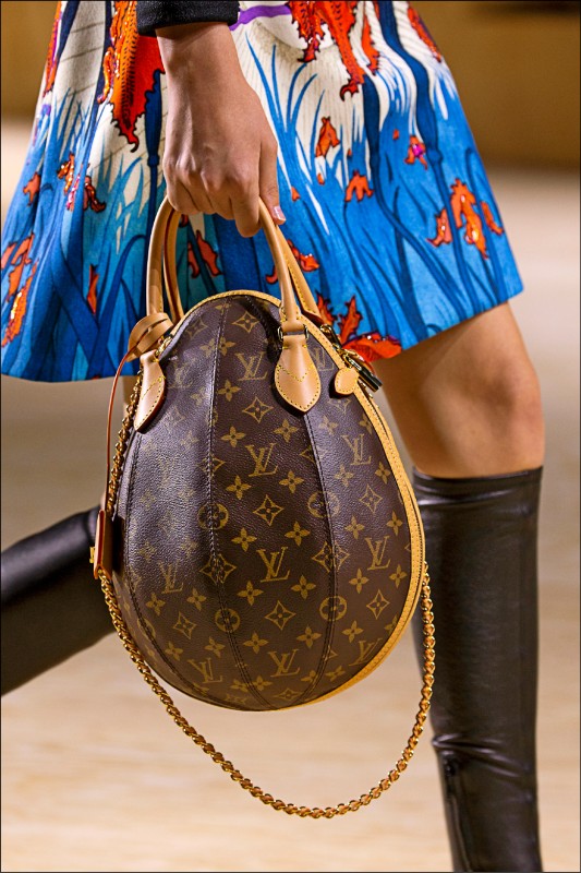 Louis Vuitton Egg  For Sale on 1stDibs  louis vuitton egg bag lv egg bag  egg bag louis vuitton
