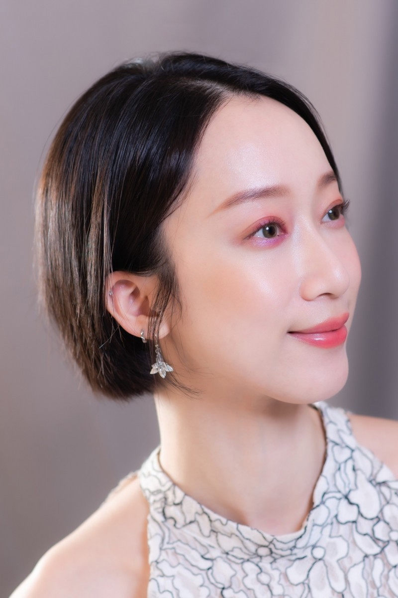 知性才女林涵重操舊業 就愛狂放野花美 - 自由娛樂