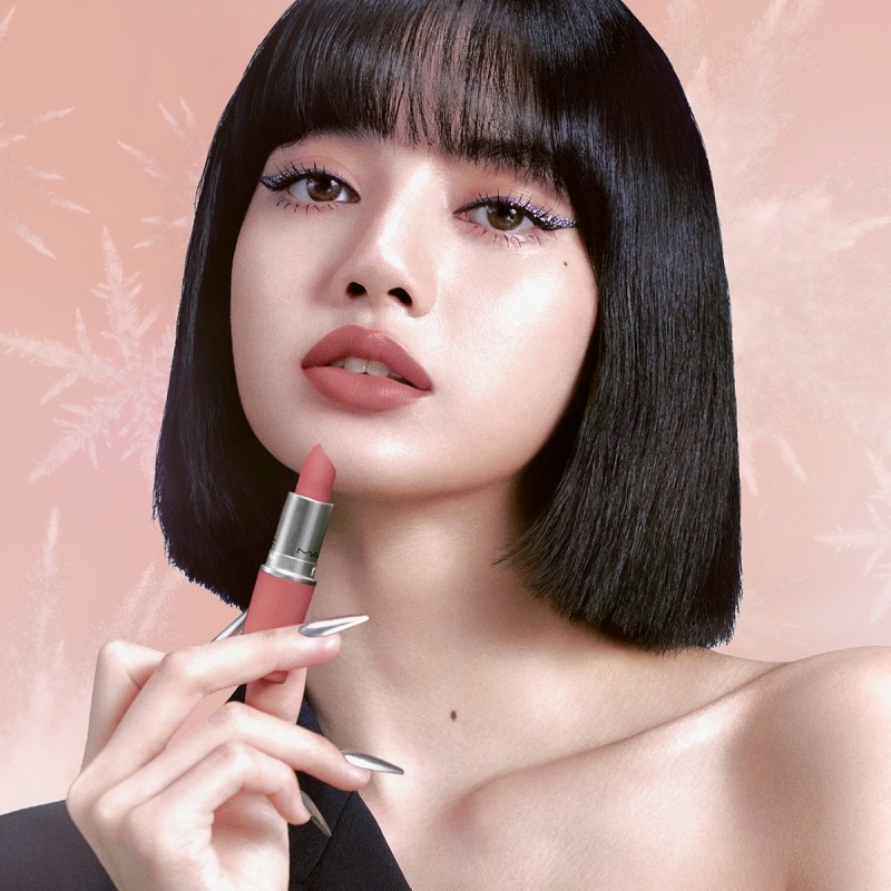 Lisa美色驚人 讓人忍不住脫下口罩 - 自由娛樂