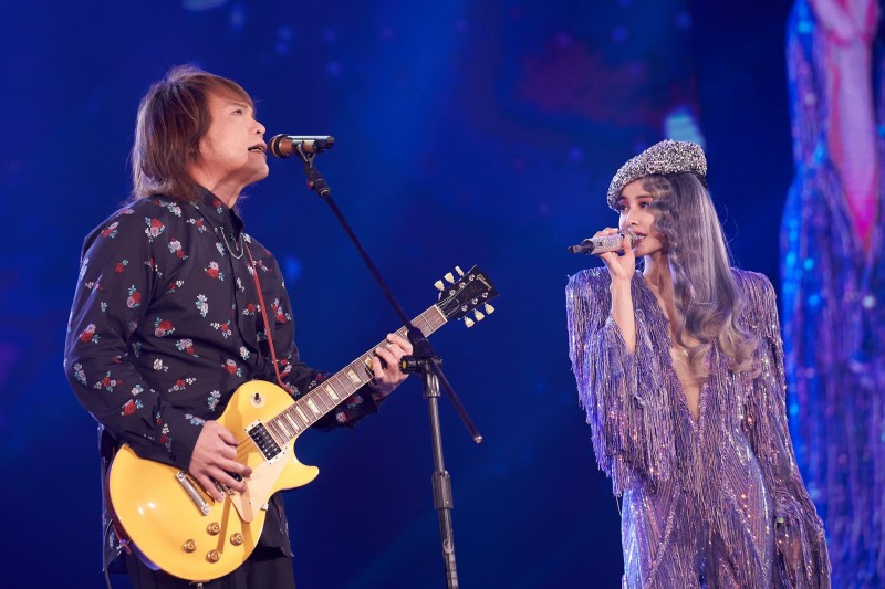 蔡依林（右）邀伍佰擔任演唱嘉賓。（凌時差提供）