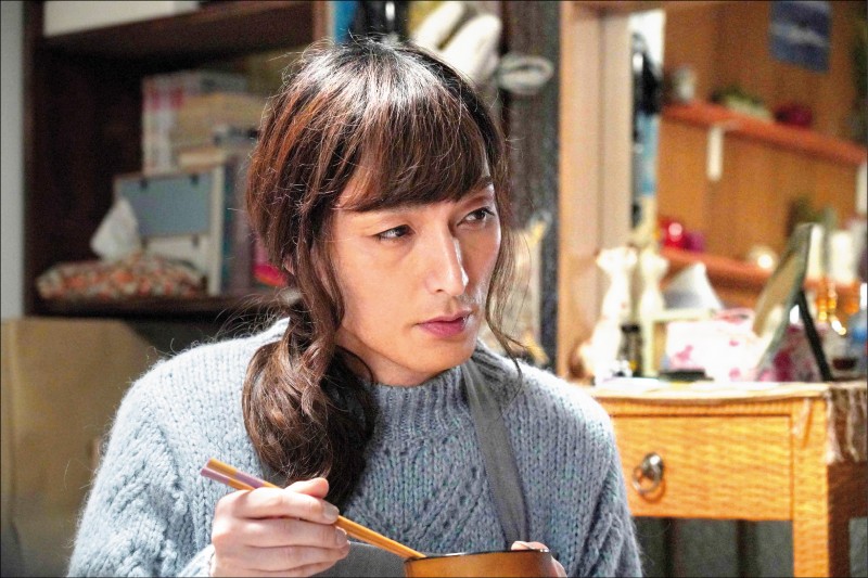 草彅剛跨性別奪影帝長澤雅美連莊封后 自由娛樂