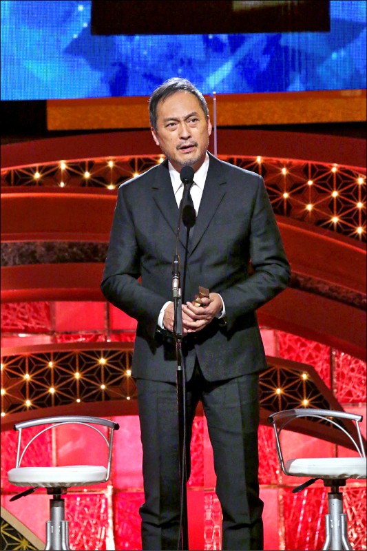 日本奧斯卡 草彅剛跨性別稱帝長澤雅美首封后飆淚 自由娛樂