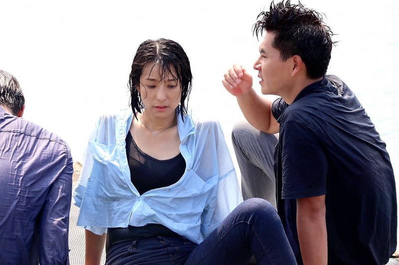 疫情期間「追劇救台灣」 賴雅妍溺水衝出收視冠軍 - 自由娛樂