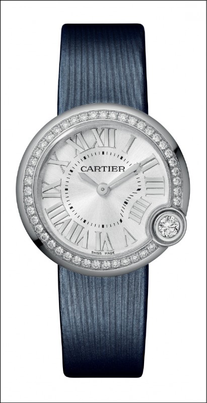 Ballon Blanc de Cartier腕錶（30毫米），230,000元。（圖片提供：卡地亞）