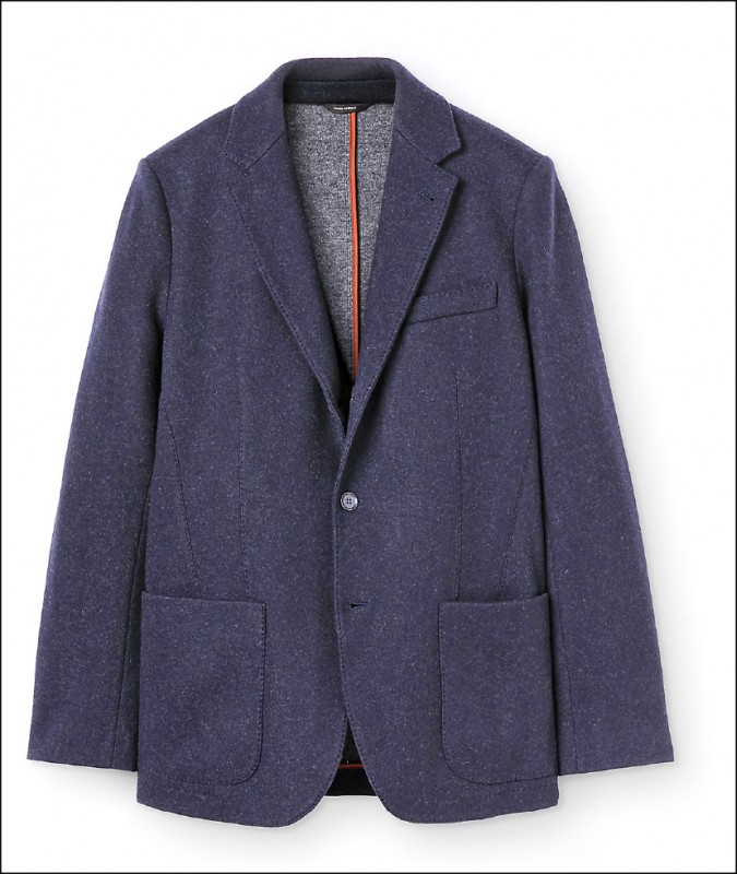 Loro Piana以Sweater Jacket西裝外套兼顧對舒適與端莊的雙重考量。圖為Sweater Novalis喀什米爾西裝外套，129,700元。