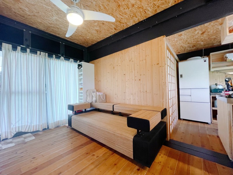 13.5坪的主屋裡有廚房、餐廳、廁所、2間和室。（喜鵲娛樂提供）