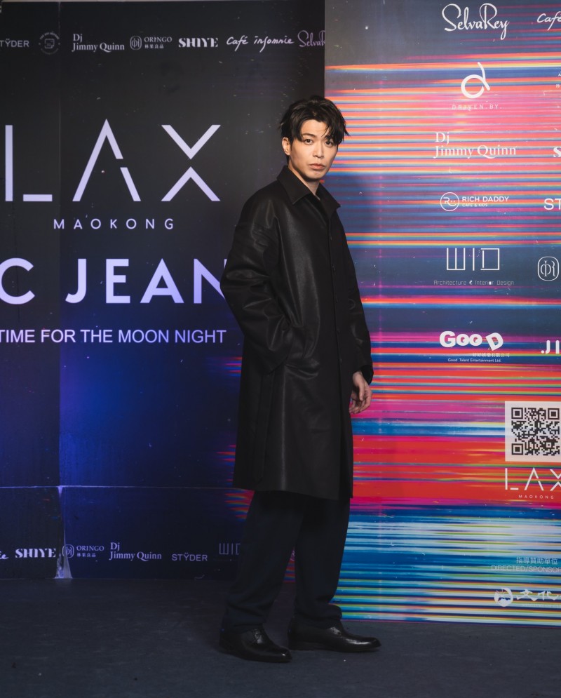 侯彥西為C Jean於貓空LAX餐酒館舉辦的「Time For The Moon Night」時裝秀走秀。（C Jean提供）