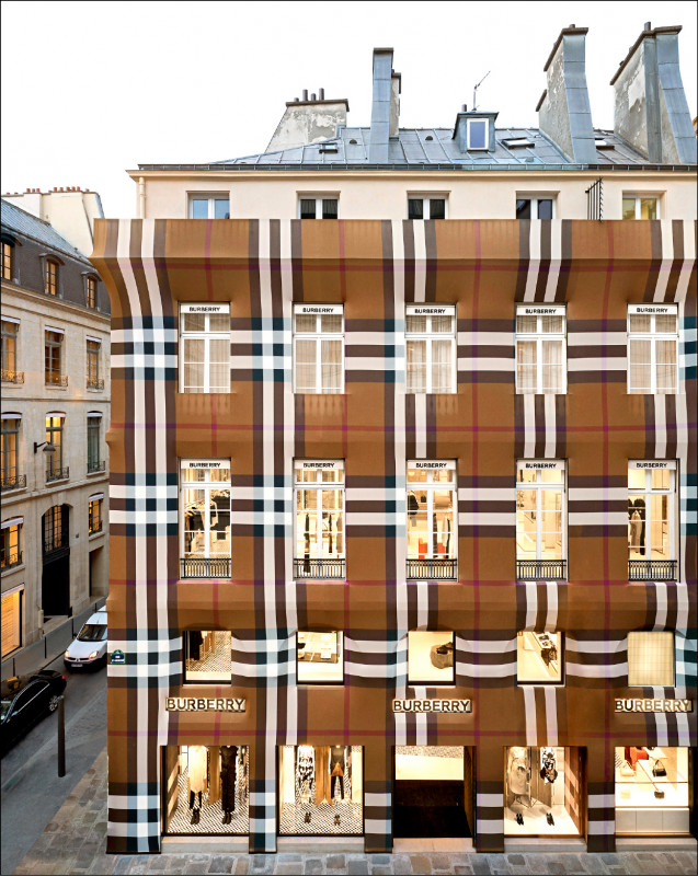 英國招牌老花登上巴黎建築- 自由娛樂