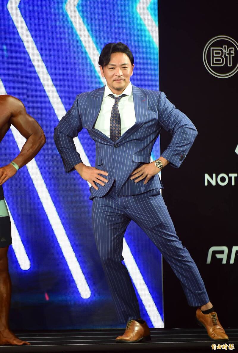 夢多獨力舉辦第一屆夢想盃健體健美大賽。（記者胡舜翔攝）