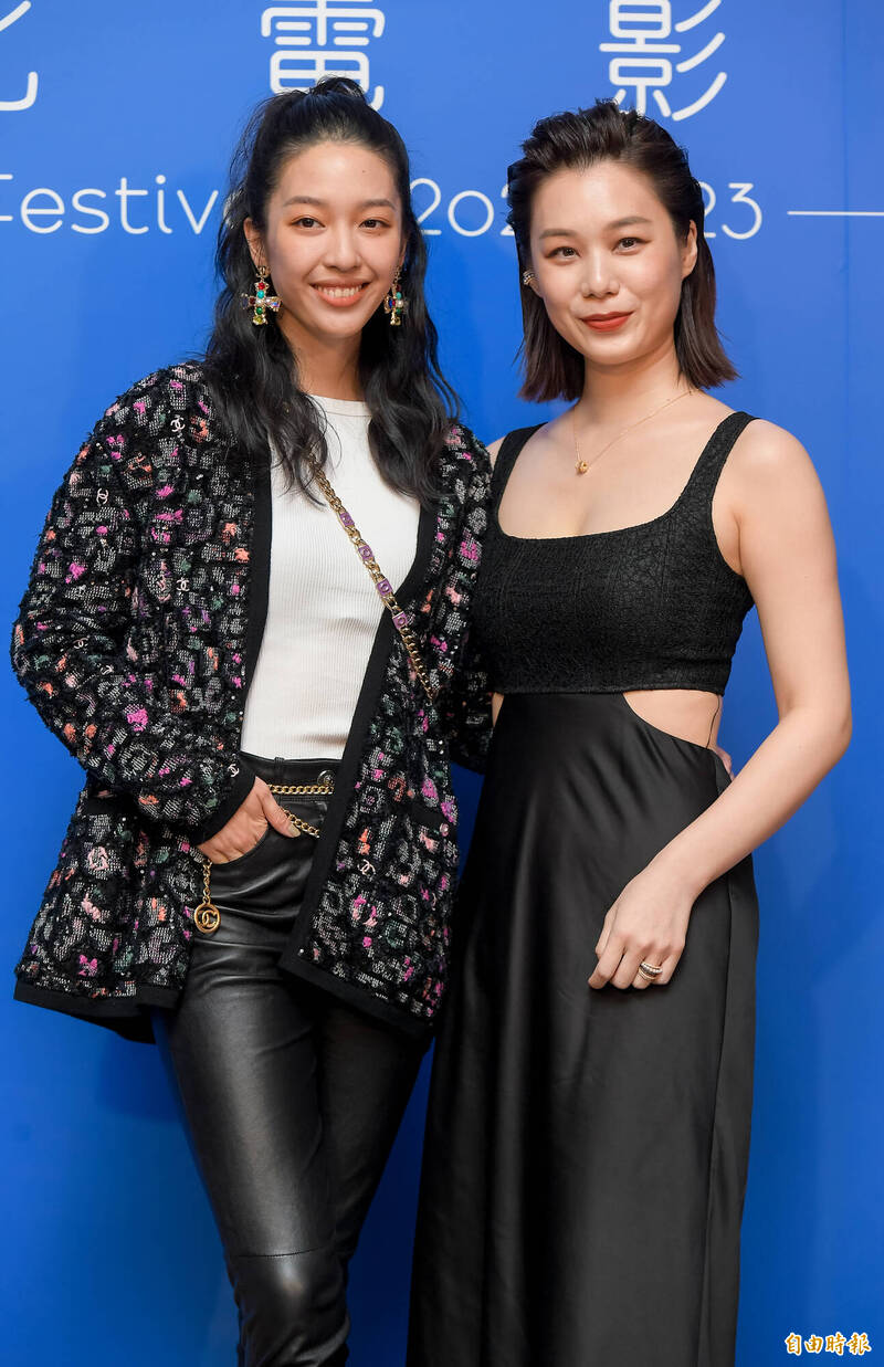 許乃涵、王渝萱在《小藍》飾演母女。（記者王文麟攝）