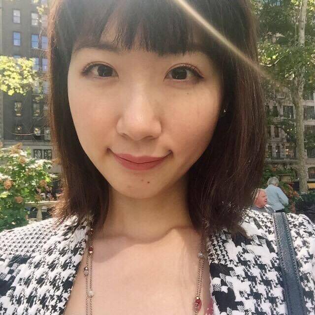 廣告小妹。（翻攝臉書）