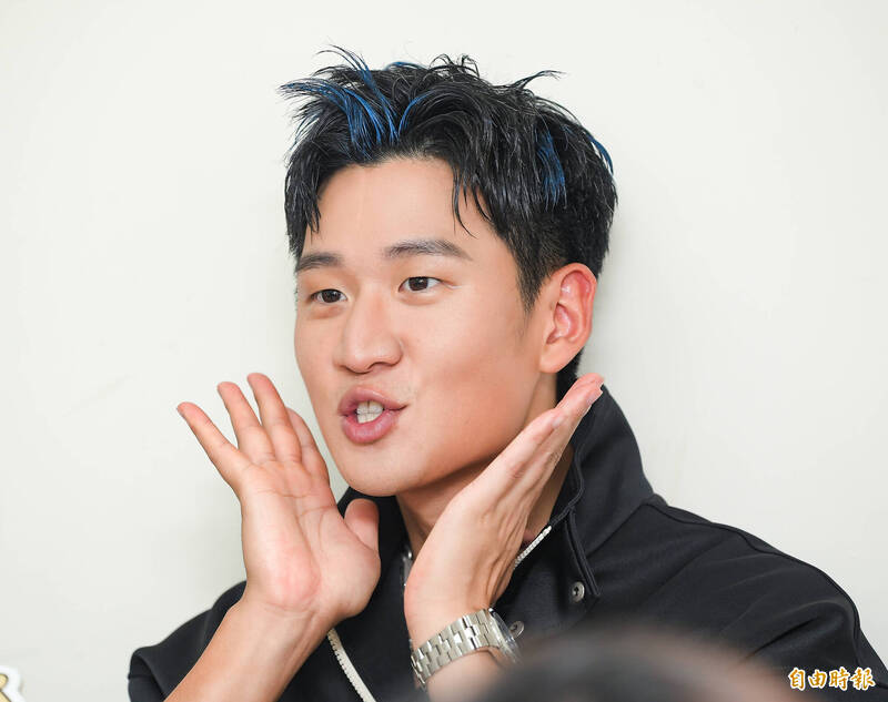 周興哲透露求婚成功後，心情更安定。（記者王文麟攝）